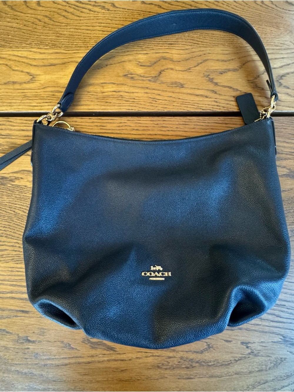 Coach Skylar Hobo Handbag Shoulder Bag Navy Blue Gold Hardware Pebble classy - Picture 2 of 16